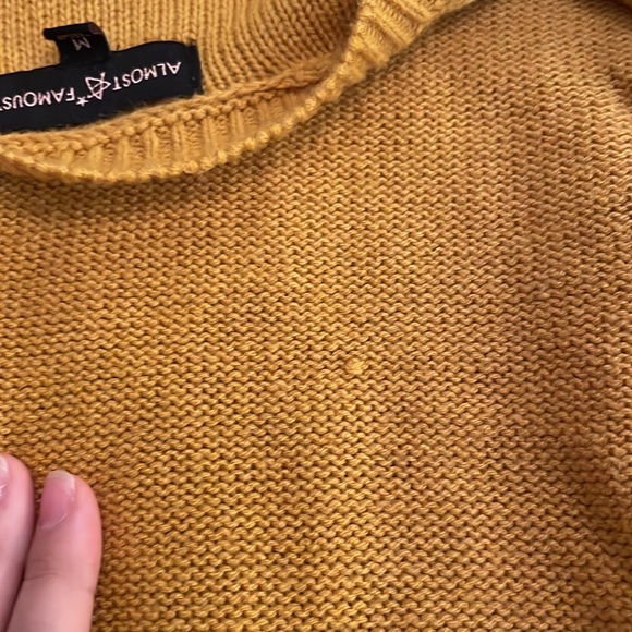 Semi cropped burnt orange knitted sweater, size M, Almost famous - Picture 4 of 4